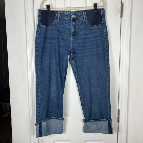 S.O.N.G. Denim - SONG Maternity Comfort Stretch Under Belly Cuffed Cropped Denim Jeans